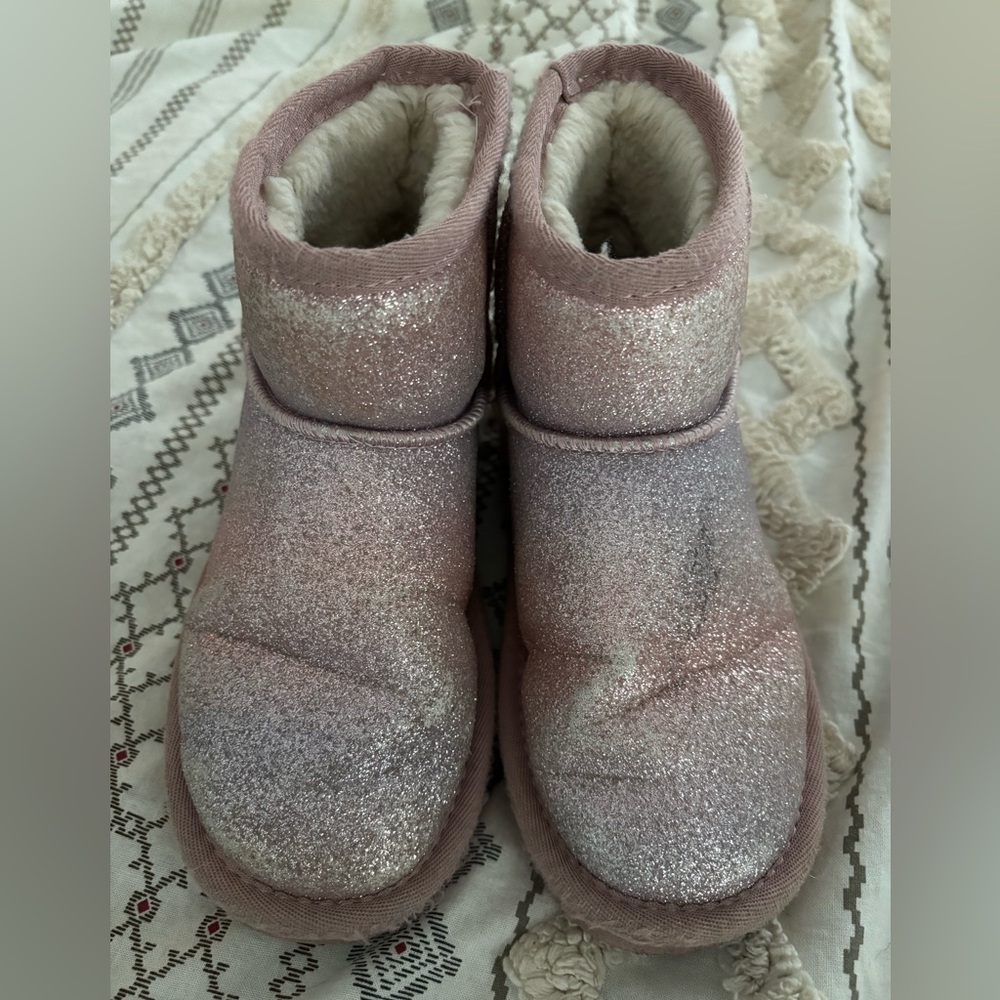 Dream Pairs Glittery Pink Kids Boots